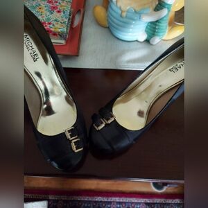 Vintage 2000s Michael Kors Black Women's Shoes 9 Buckle Detail Heel Leather